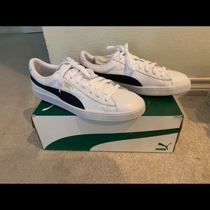 Men’s Basket Classic Puma sneakers. Size 13. New in box. White and black.